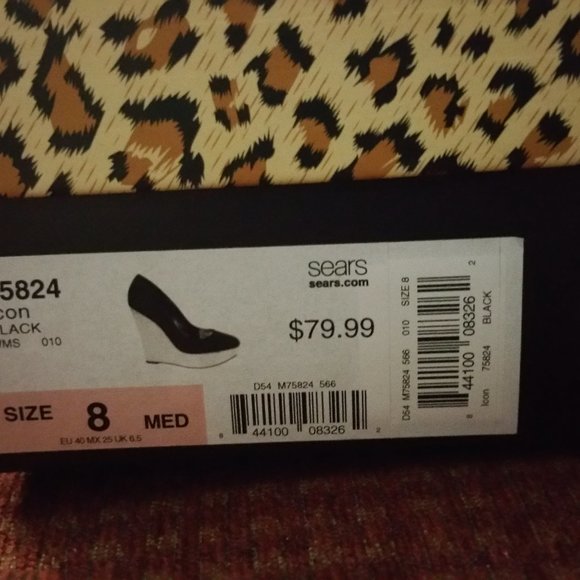 KARDASHIAN COLLECTION WEDGIES SIZE 8 MEDIUM - Picture 4 of 5